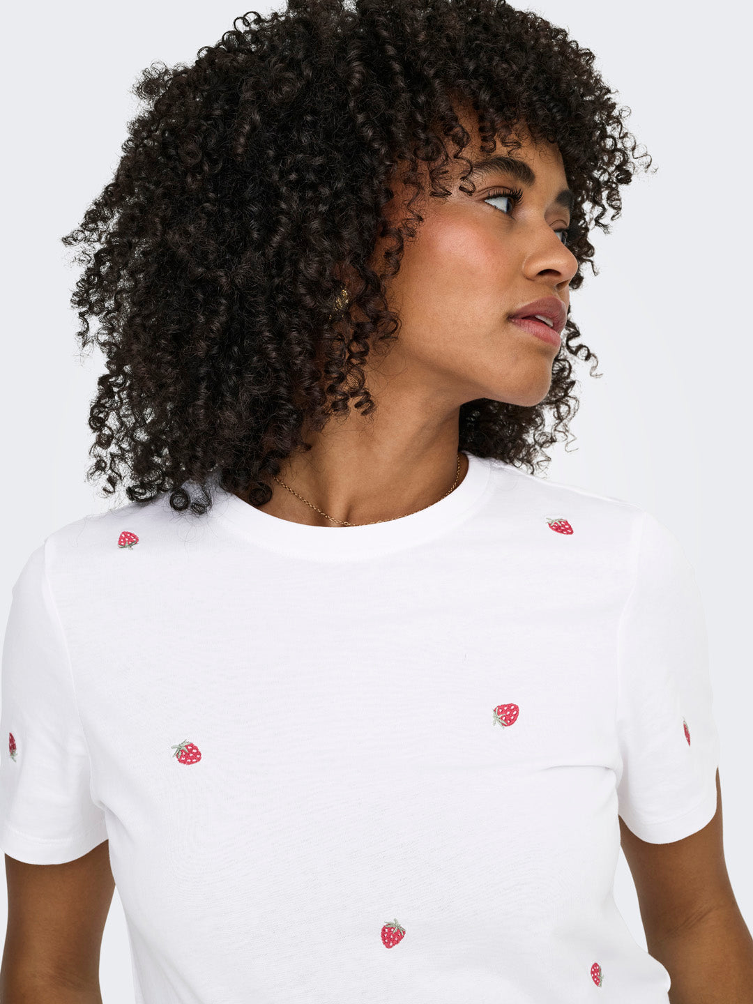 White Strawberry Print O-Neck Top