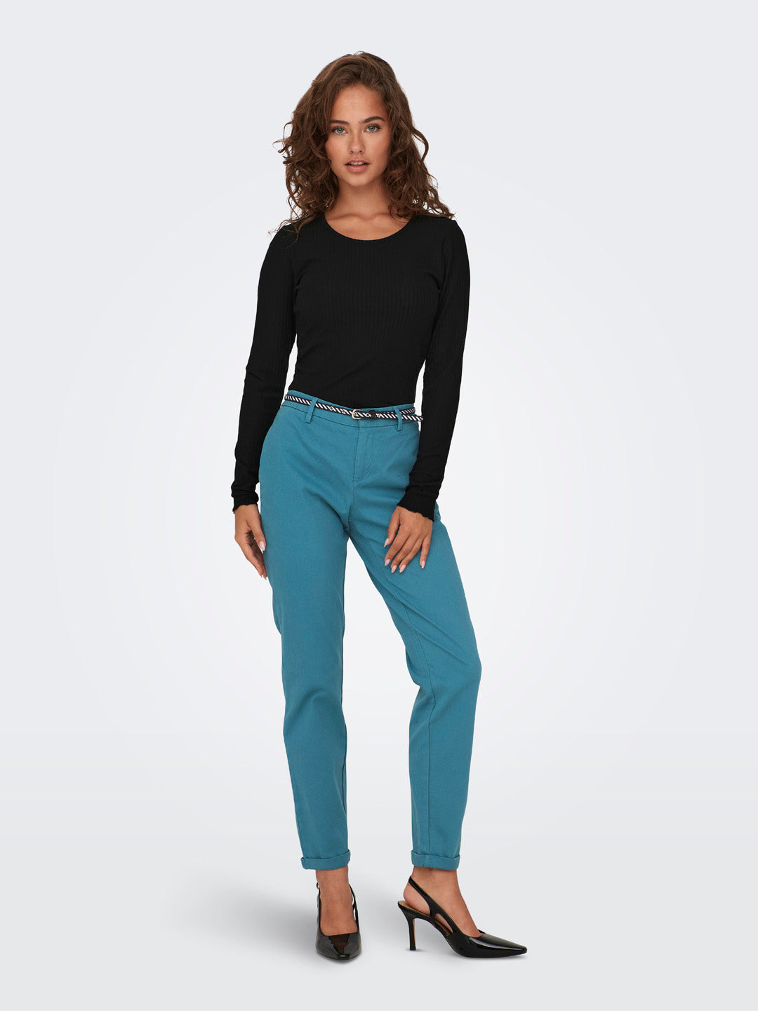 Black O-Neck Short Top