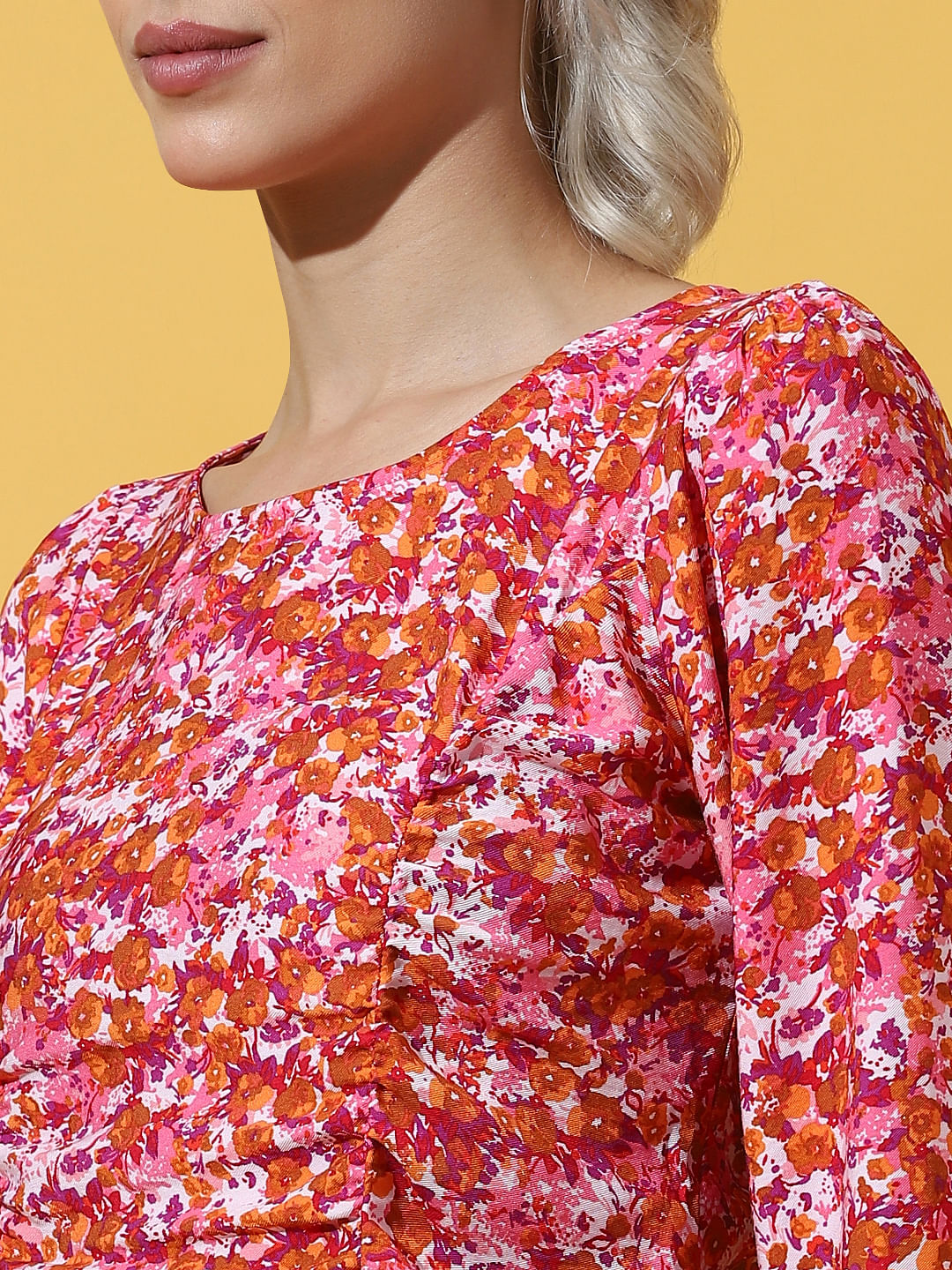 Red Floral Gathered Bodycon Dress