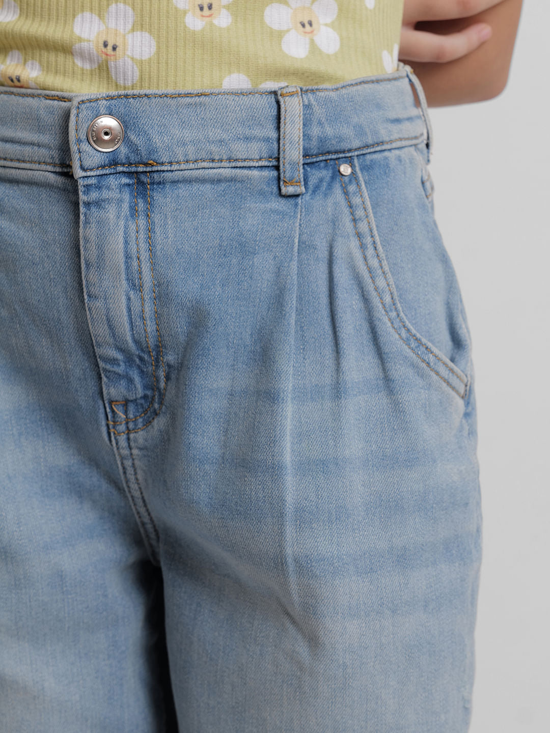 Girls Light Blue High Rise Balloon Fit Jeans