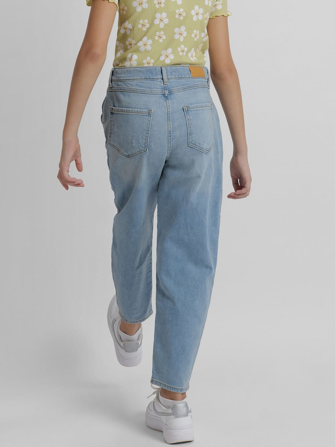 Girls Light Blue High Rise Balloon Fit Jeans