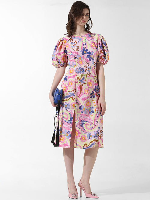 The Perfect Summer Fit: Styling a Floral Dress for Women The Perfect Summer Fit: Styling a Floral Dress for Women