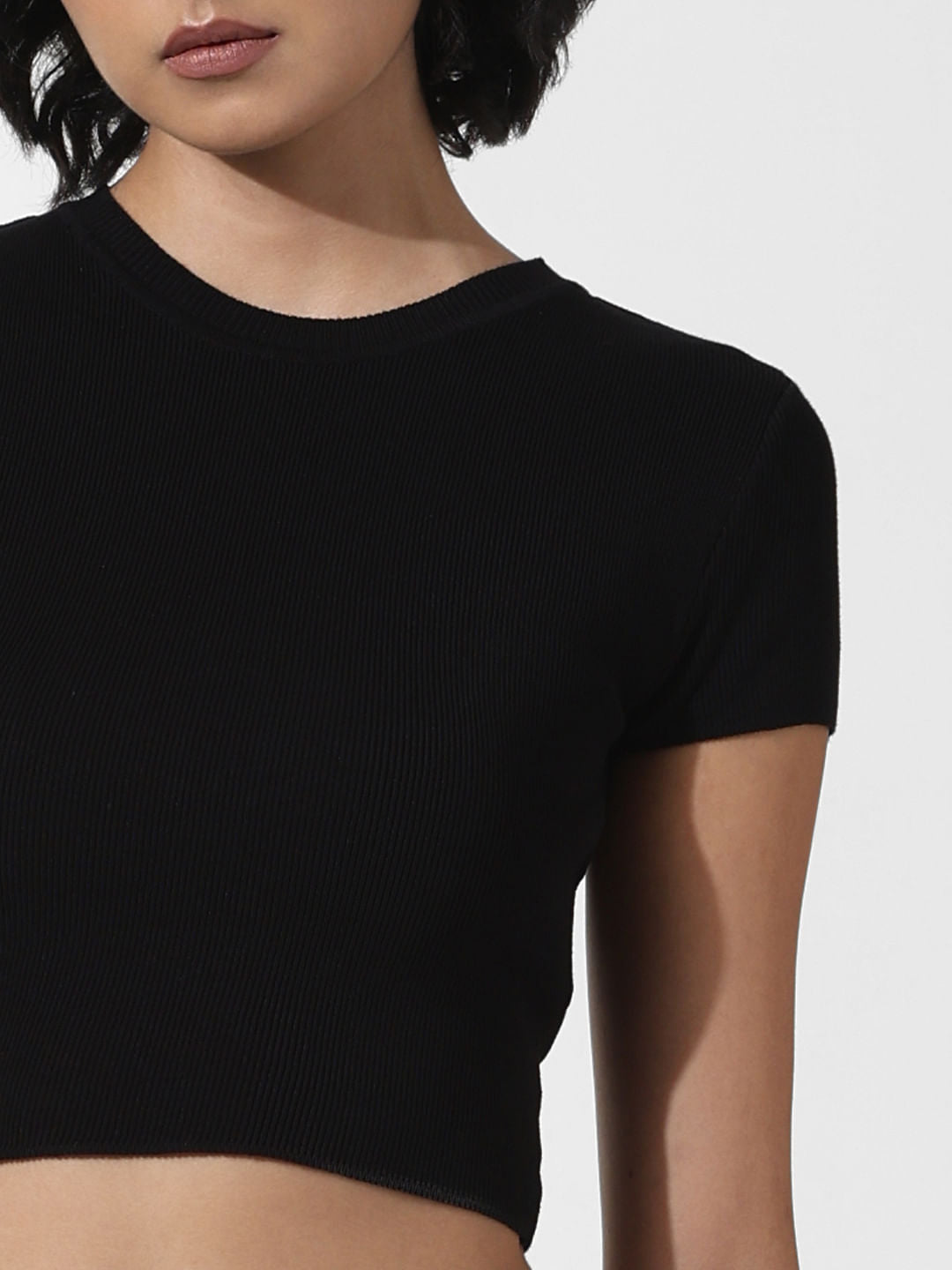 Black Ribbed Cropped Knit Top