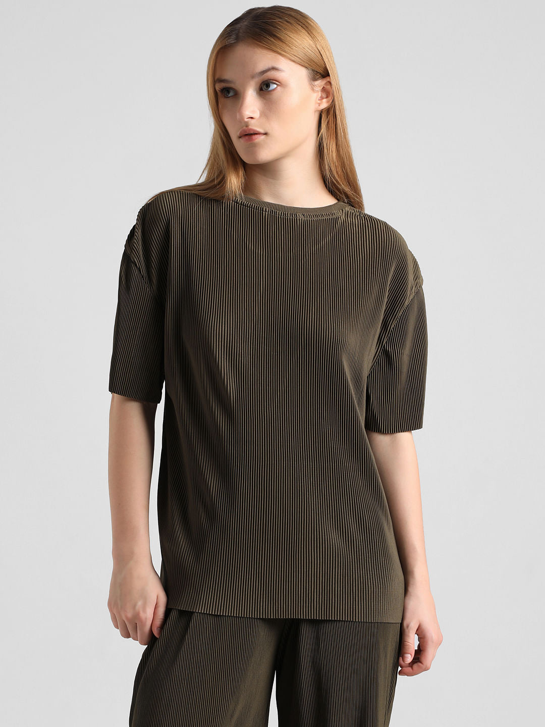 Olive Pleated Co-Ord Set T-Shirt