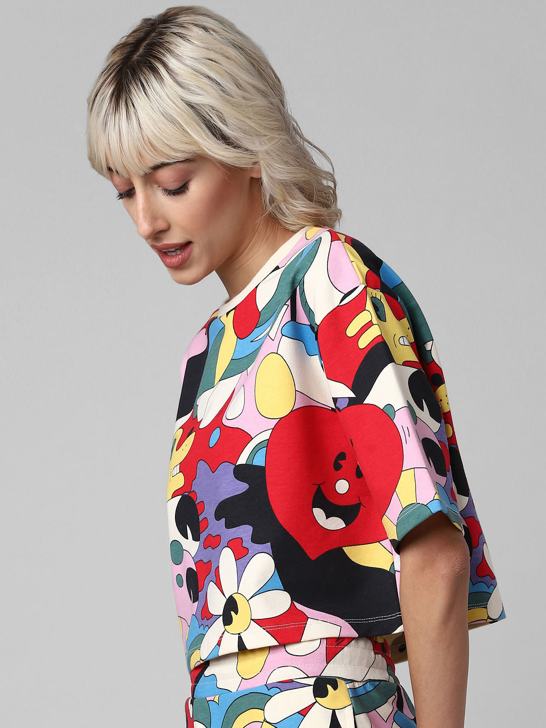 White All Over Print Cropped Sweatshirt