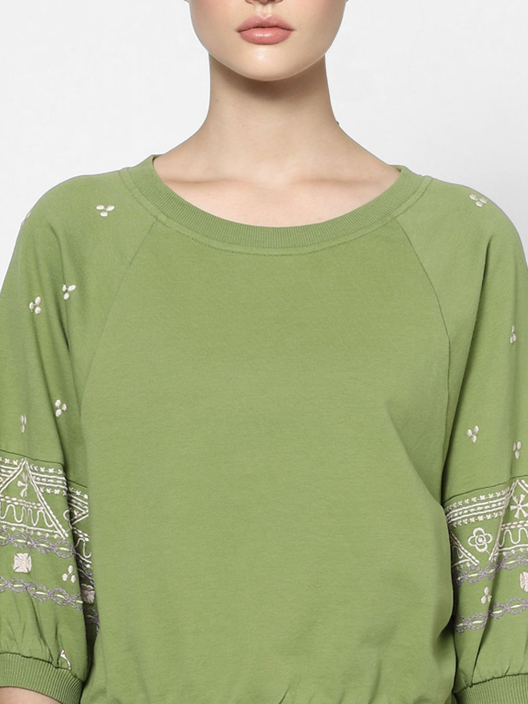 Green Cropped Embroidered Sleeves Sweatshirt