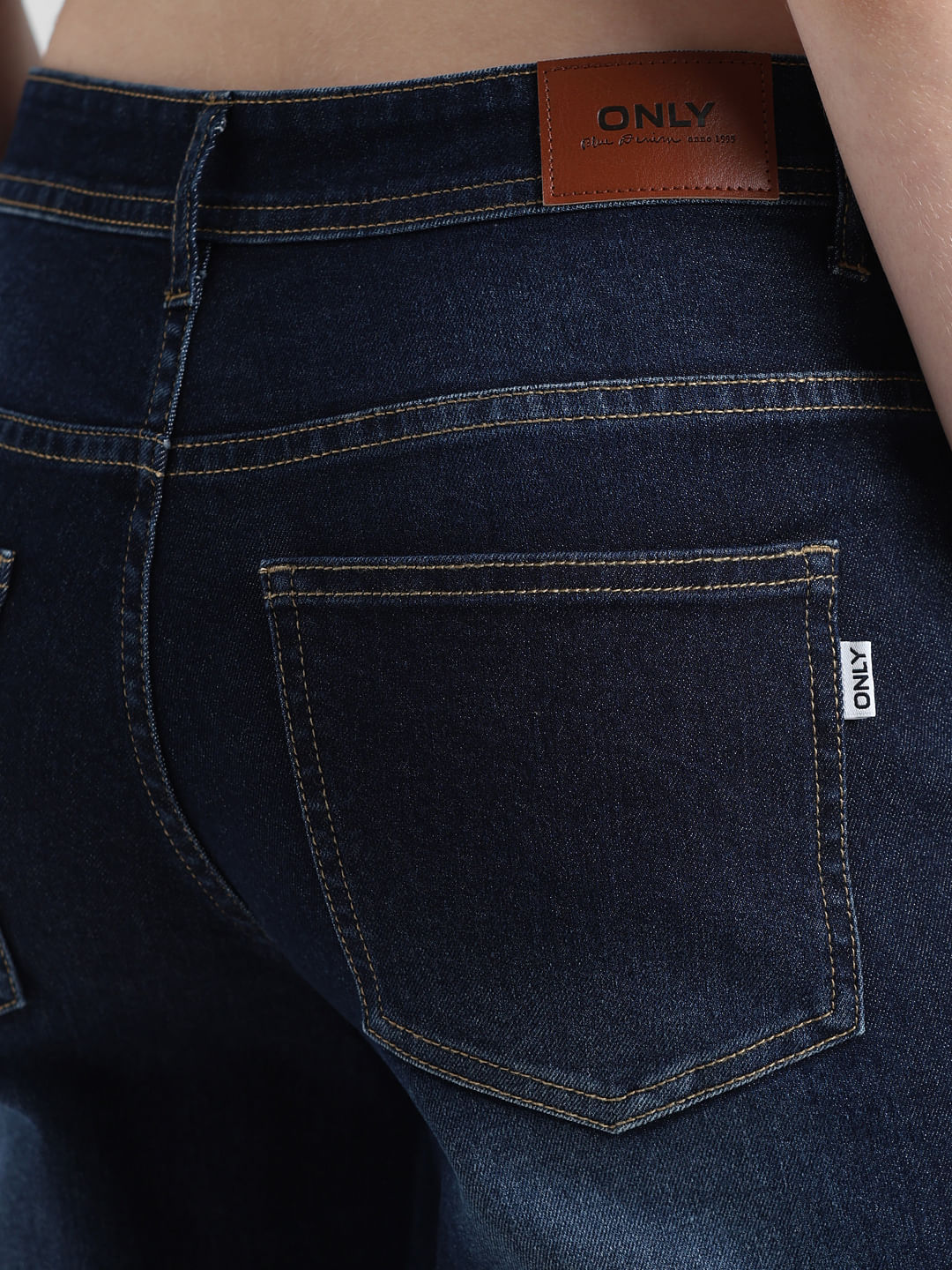 Dark Blue Mid Rise Washed Skinny Fit Jeans