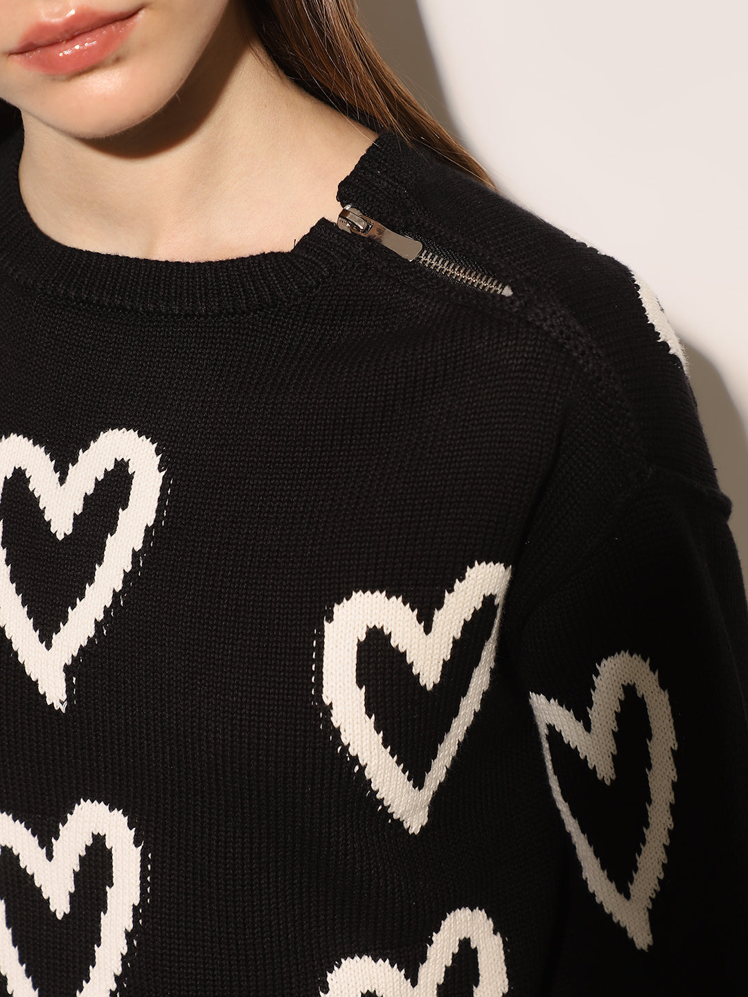 Black Heart Print Pullover