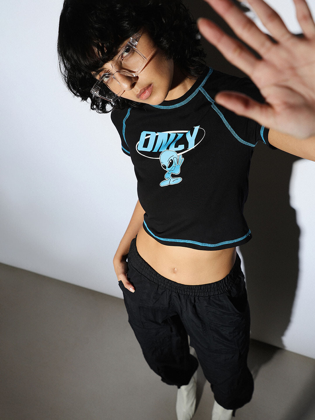 Black Printed Cropped T-Shirt