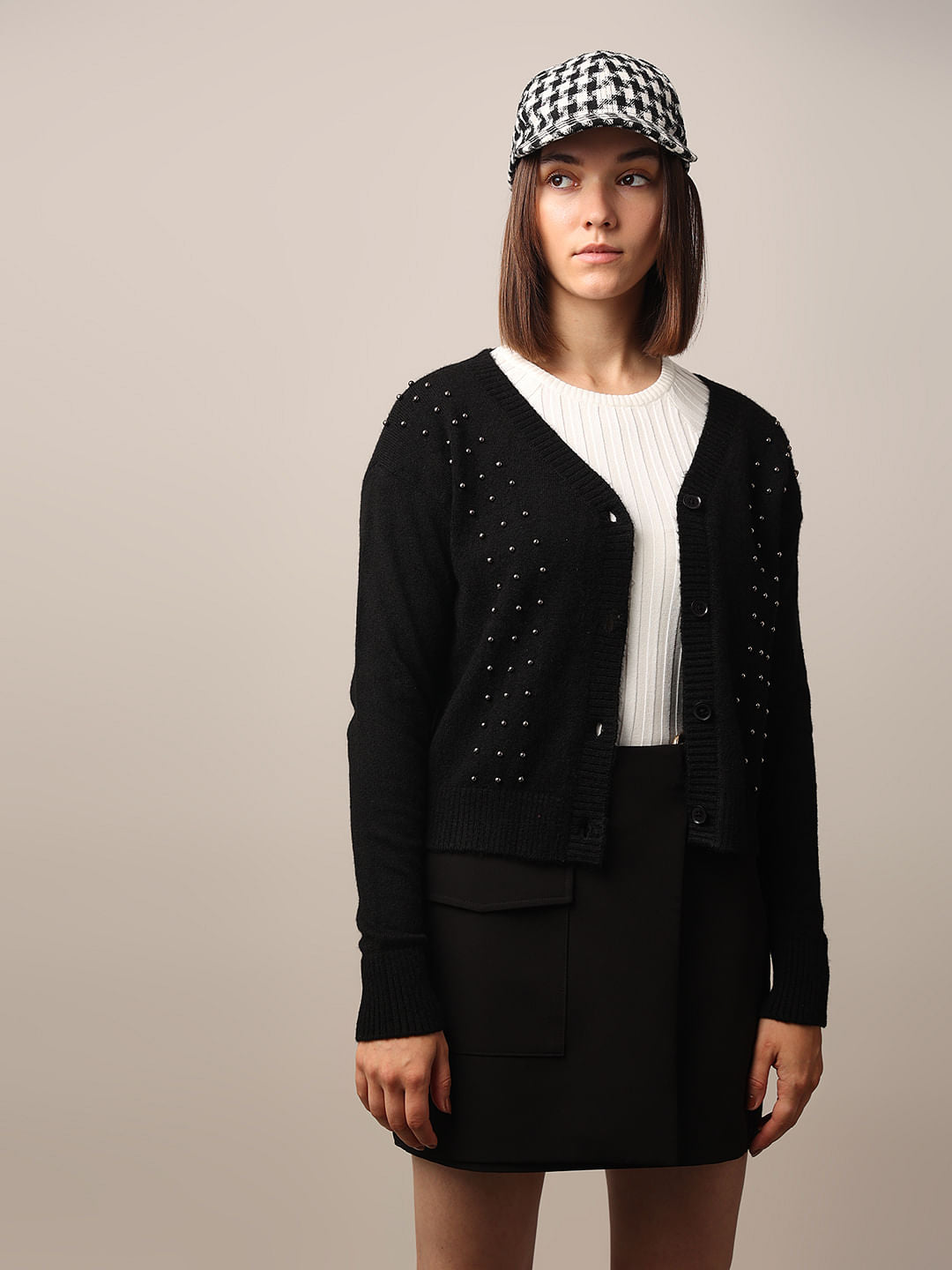 Black Pearl Detail Knitted Cardigan - XS