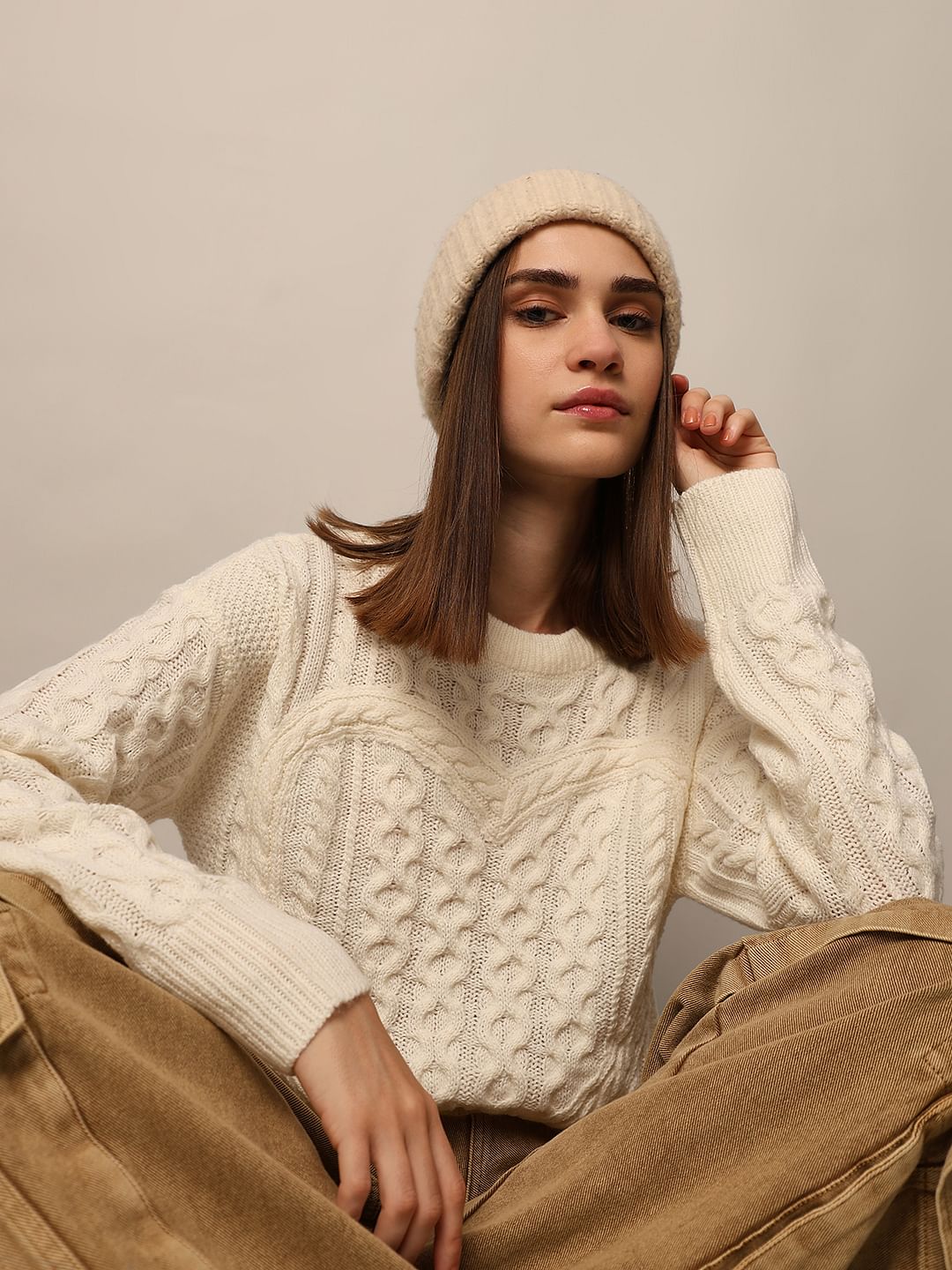 Cream Self-Design Knit Pullover - XS