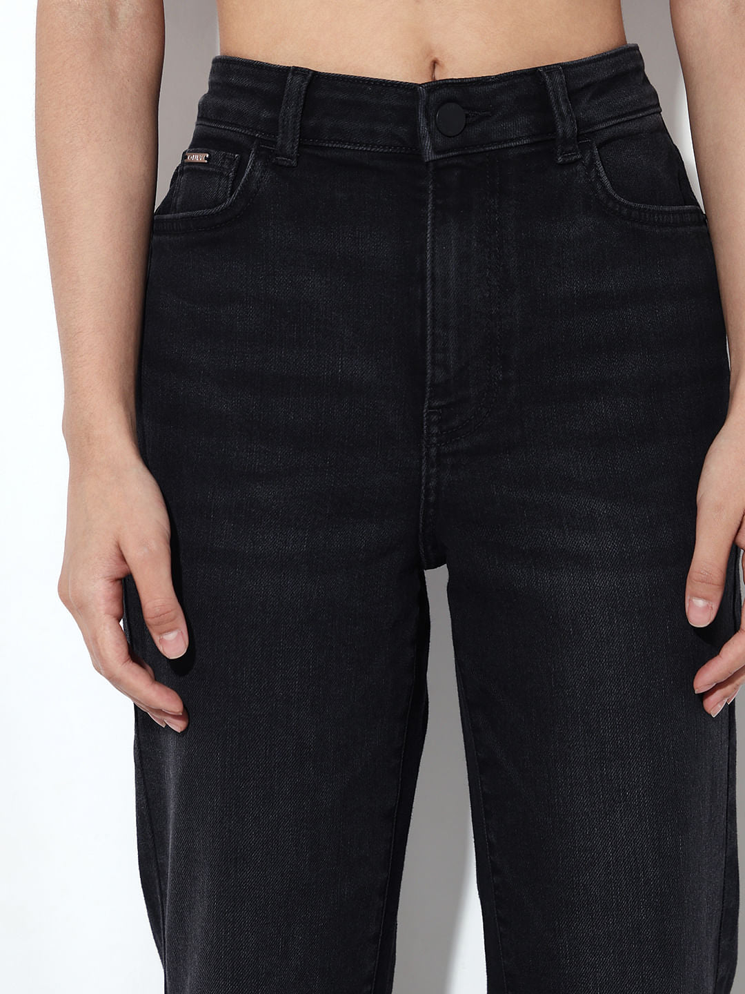 Black High Rise Straight Fit Jeans