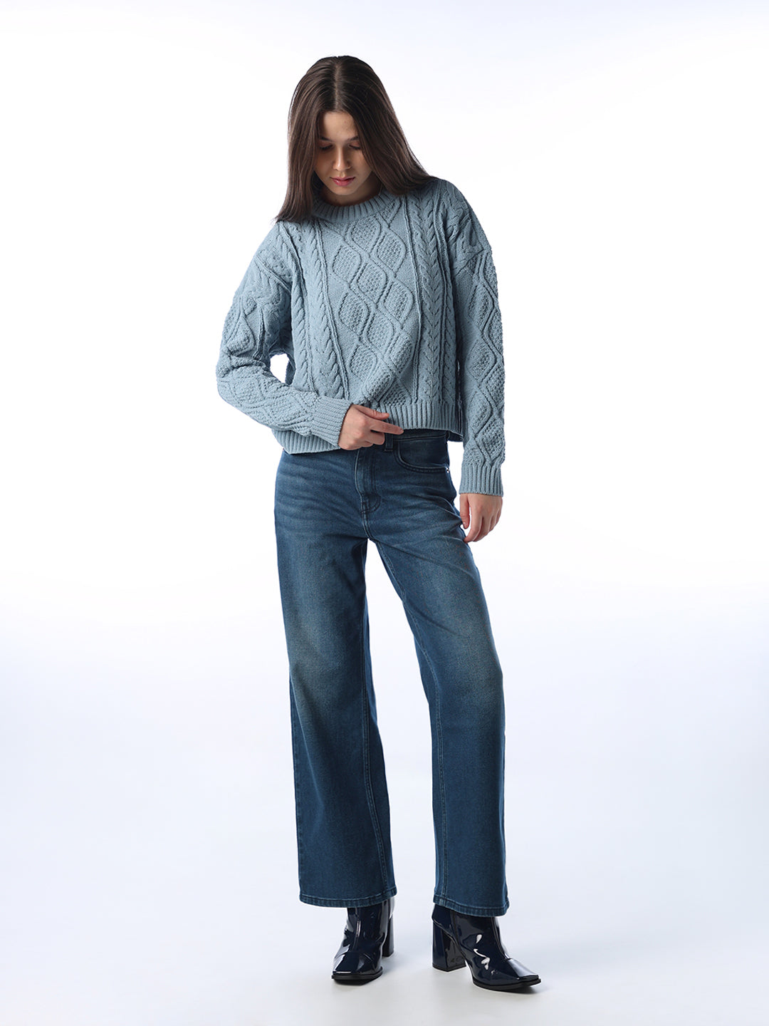Blue Cable Knit O-Neck Pullover