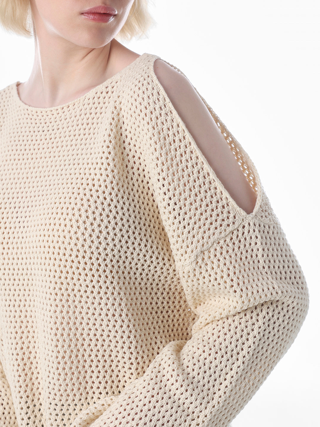 Beige Cold Shoulder O-Neck Pullover