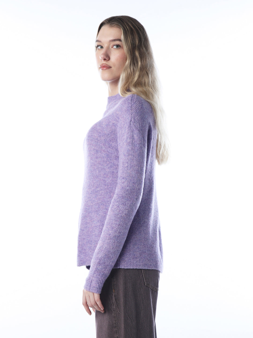 Cable-Knit O-Neck Pullover