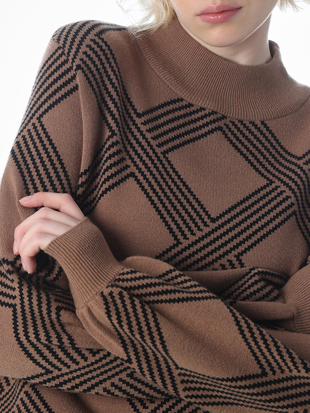 Brown Boxy Fit O-Neck Pullover