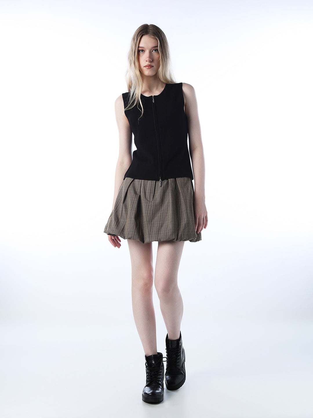 Two-Way Zip-Up Vest - Black