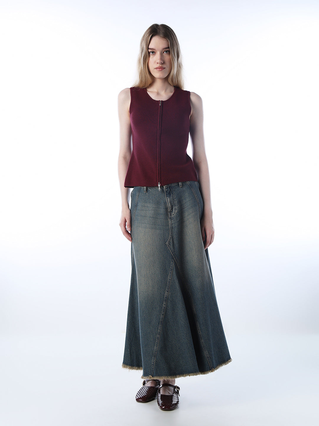 Two-Way Zip-Up Vest - Maroon