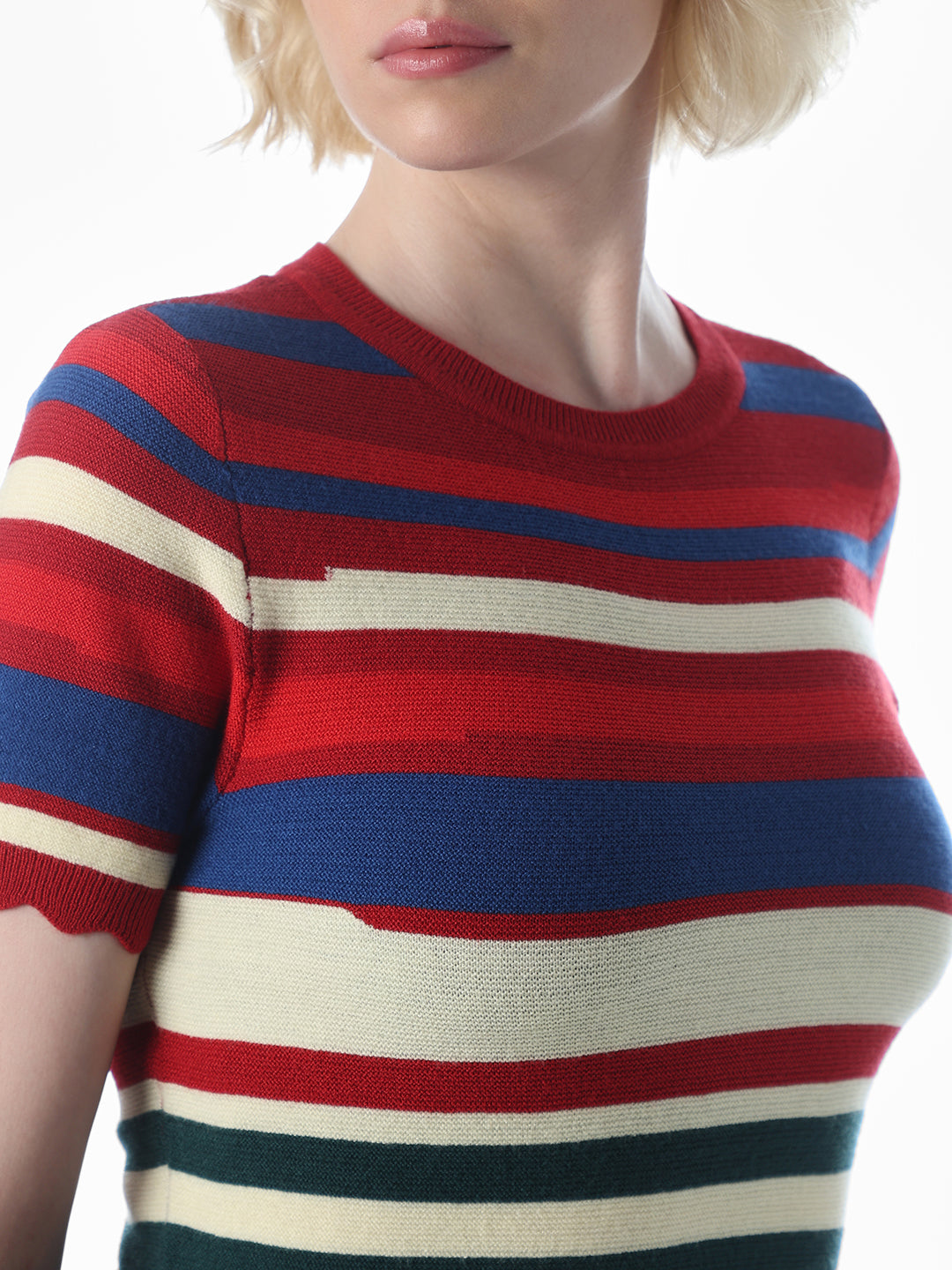 Red Colourblocked Fitted Knit Top