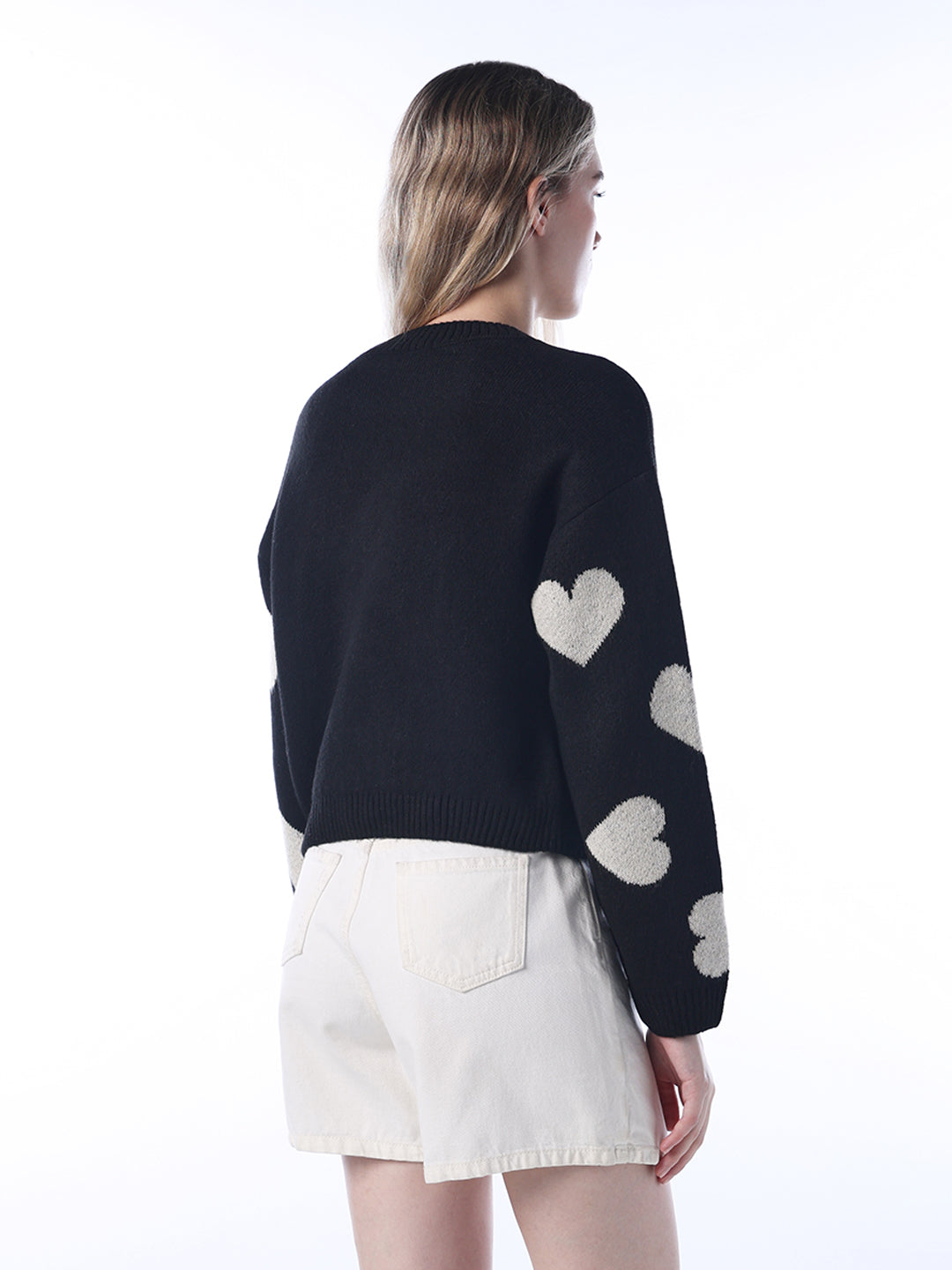 Heart Shaped Pullover - Black