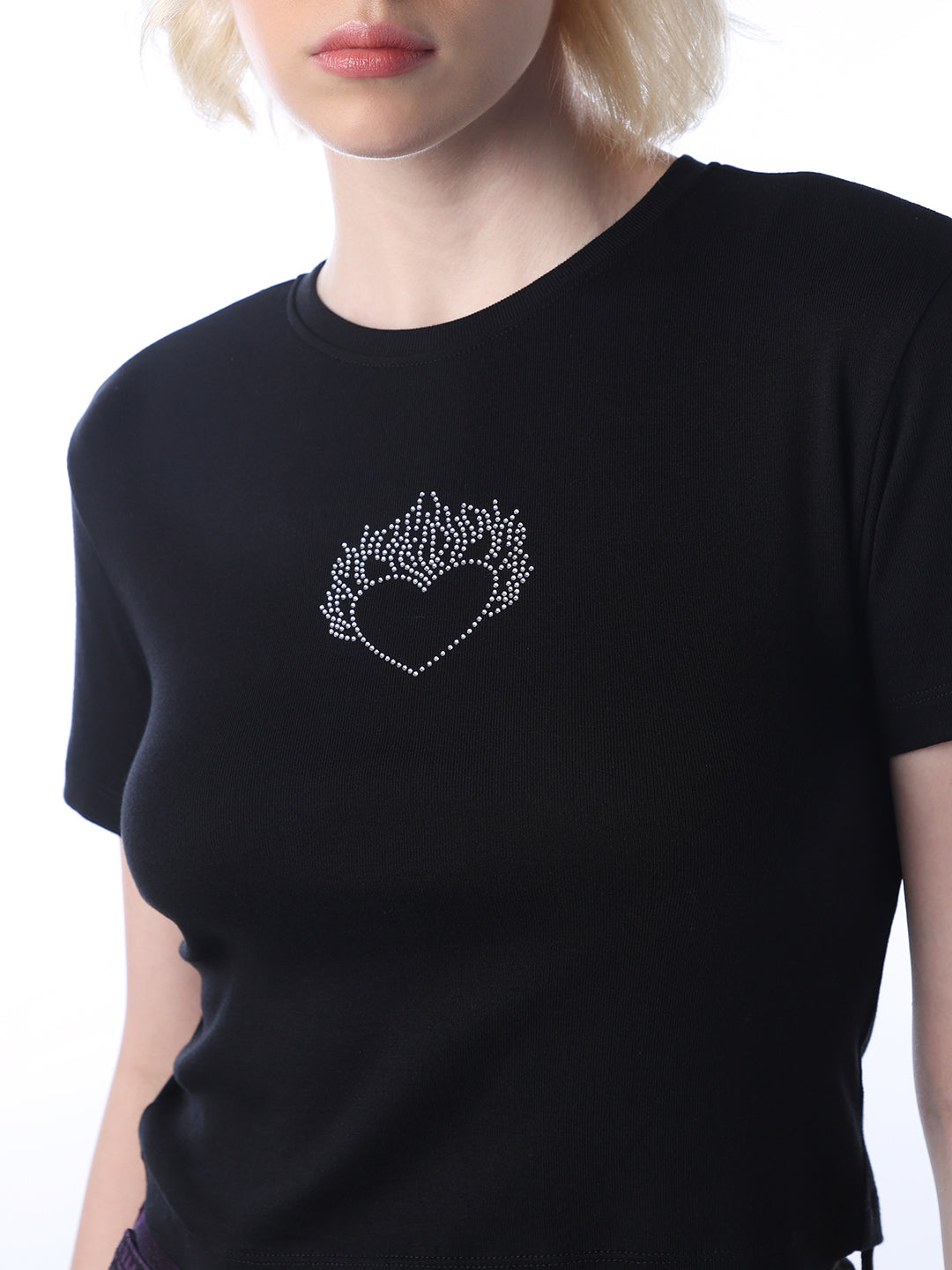 Cropped Fitted T-shirt - Black