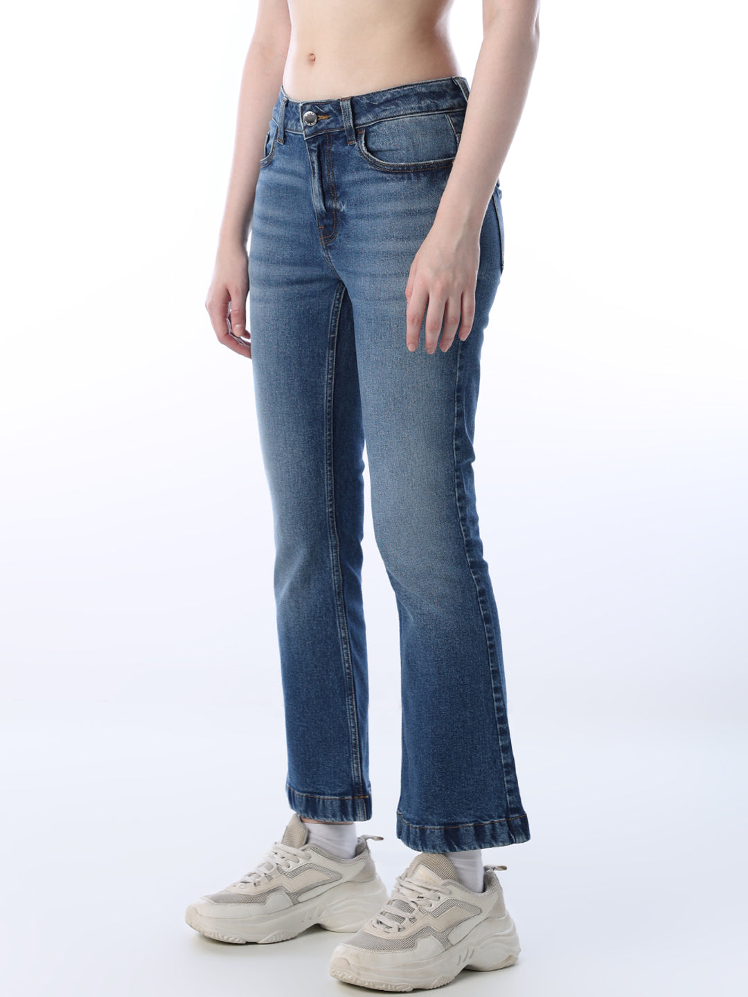 Cropped Flared Jeans - Medium Blue