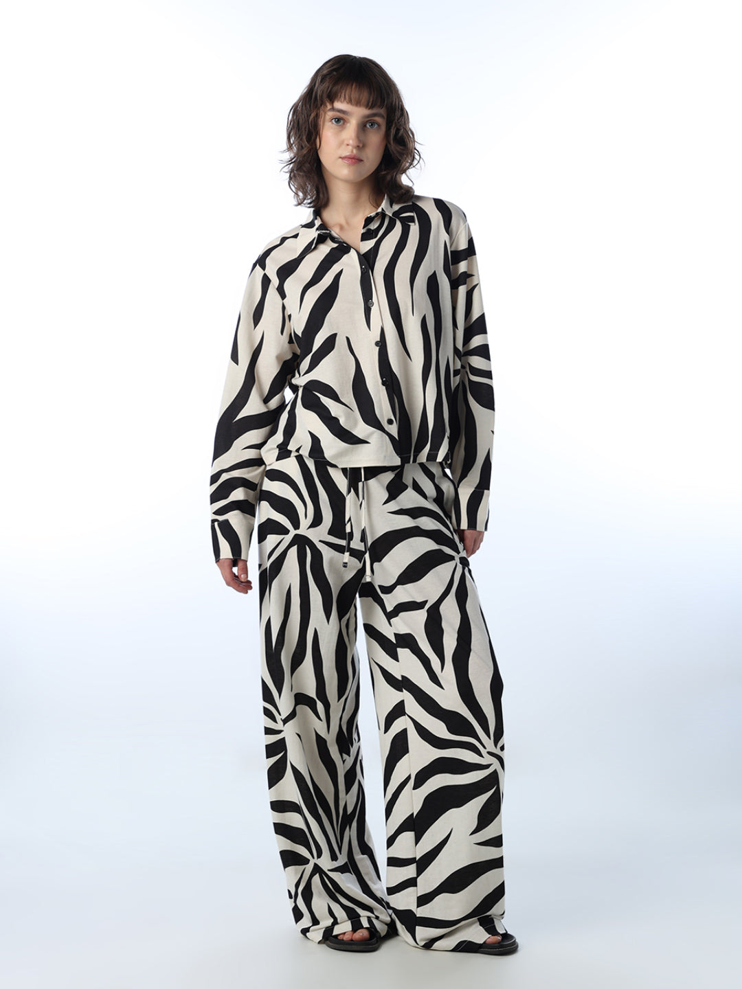 Cropped Printed Shirt