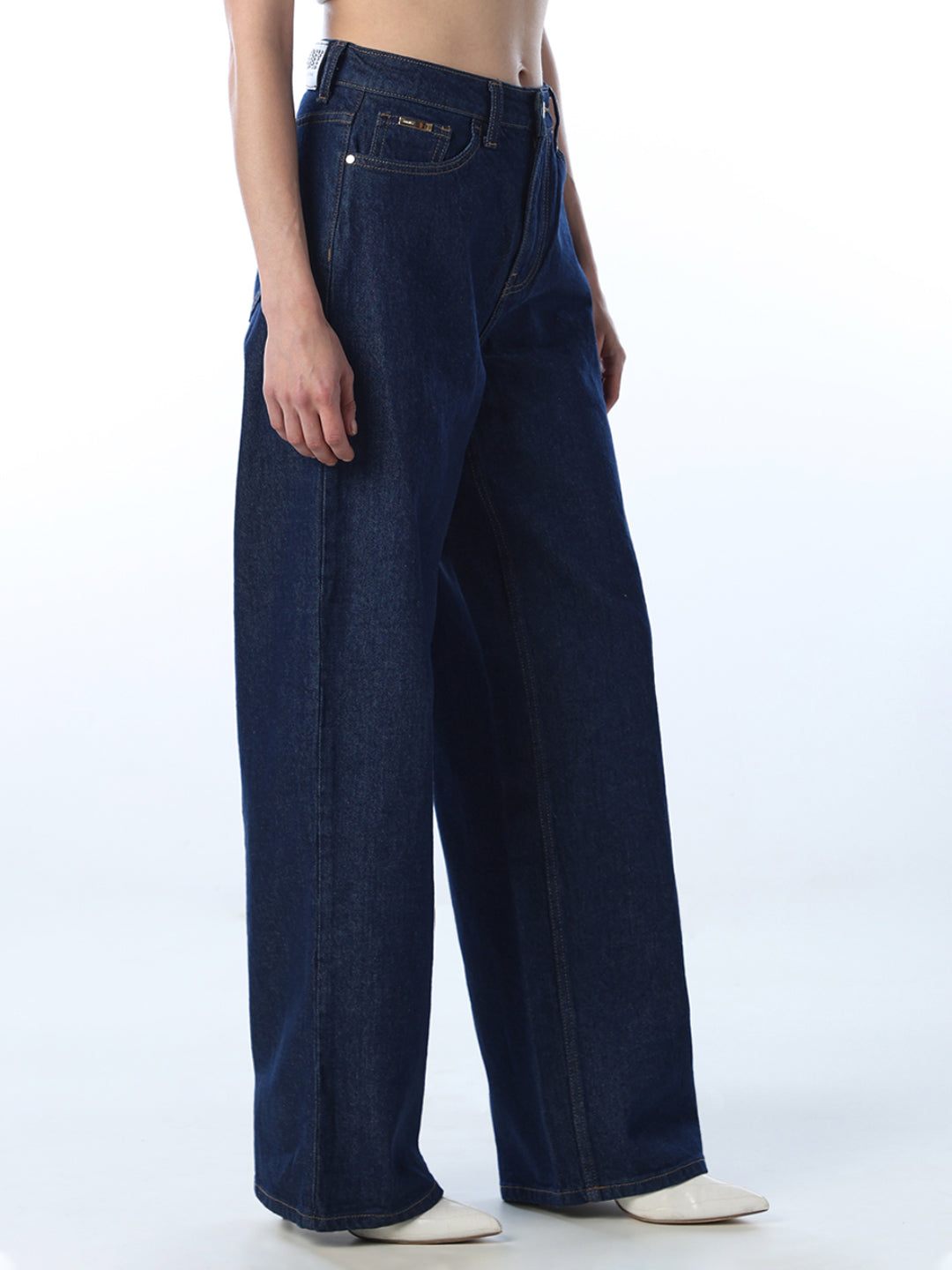 High Rise Straight Fit Jeans