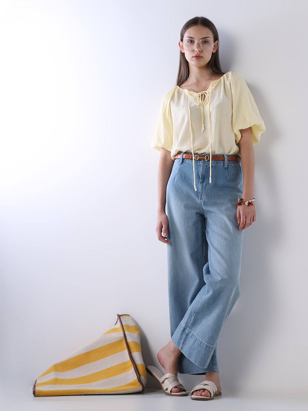 Belted Wide Leg Jeans - 28