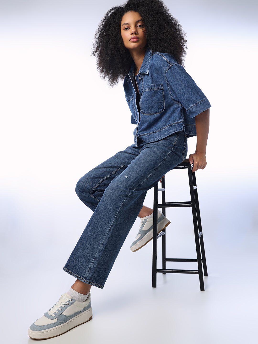 High Rise Straight Fit Jeans