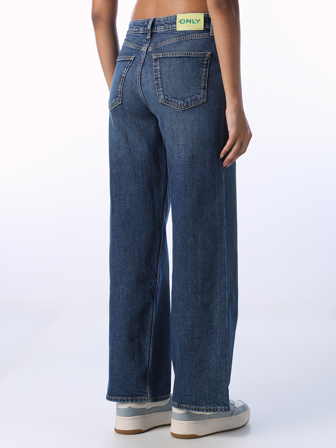 High Rise Straight Fit Jeans