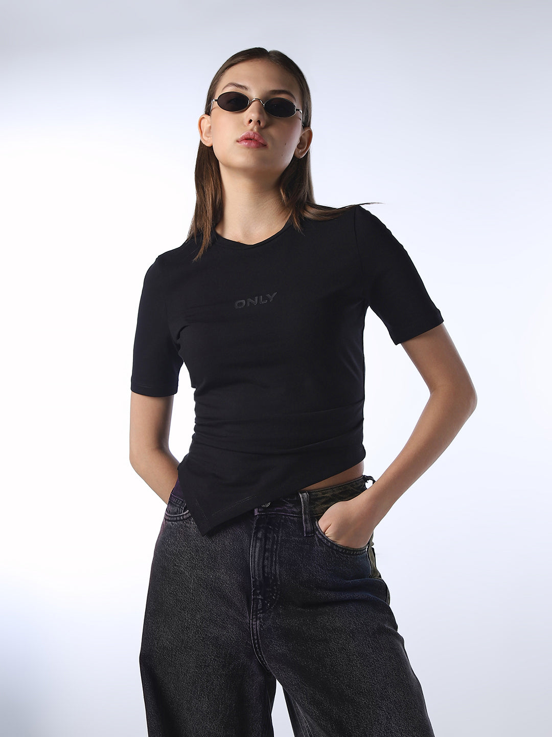 Asymmetric Hem Fitted T-shirt - XS