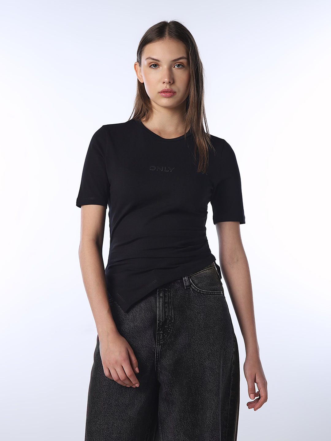 Asymmetric Hem Fitted T-shirt