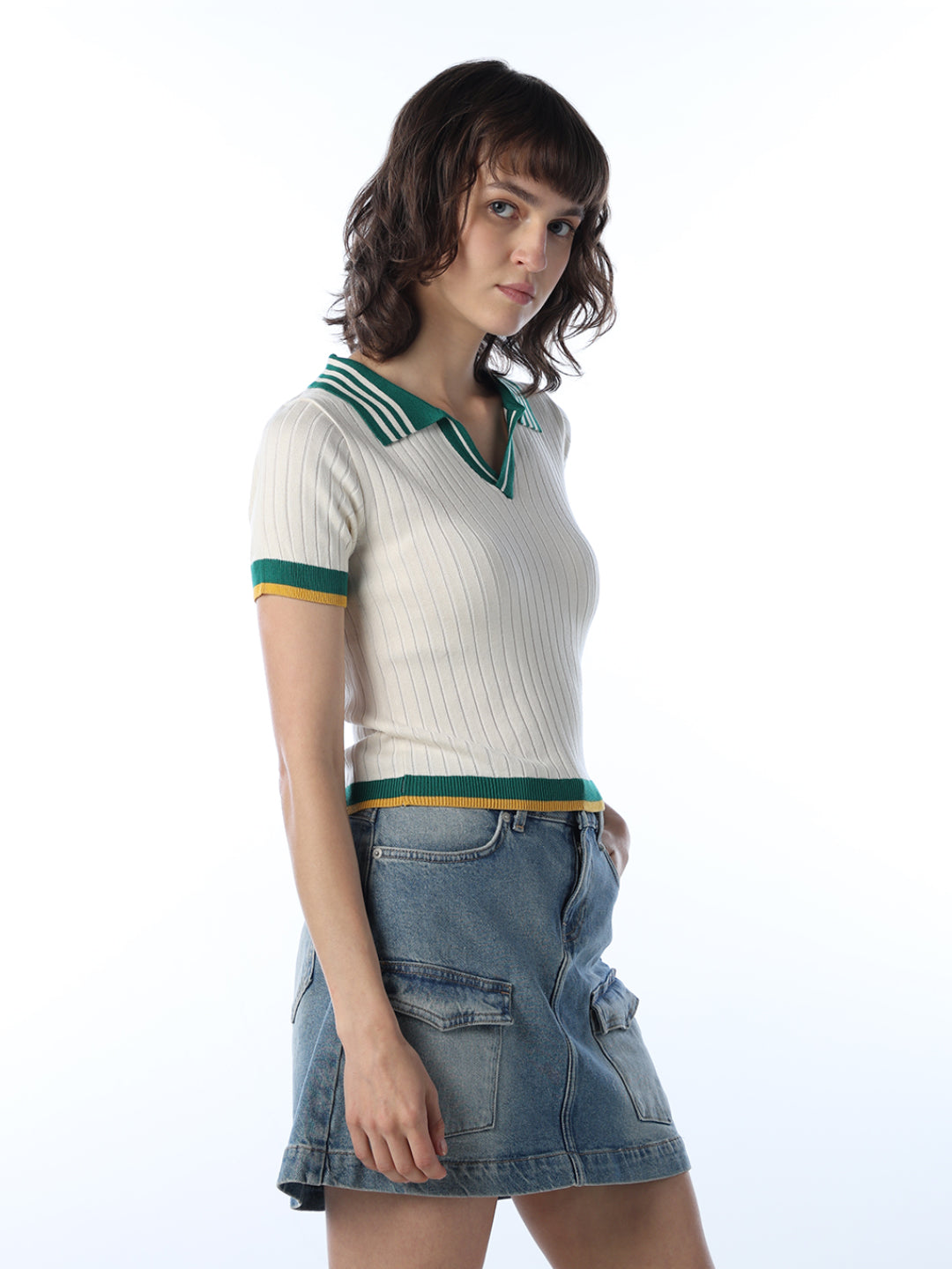 V-Neck Fitted Knit T-shirt