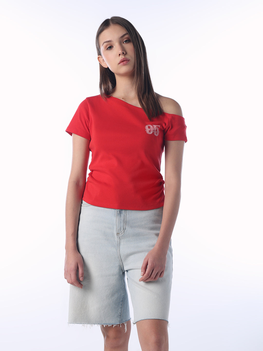 Off-Shoulder Printed T-Shirt - Red