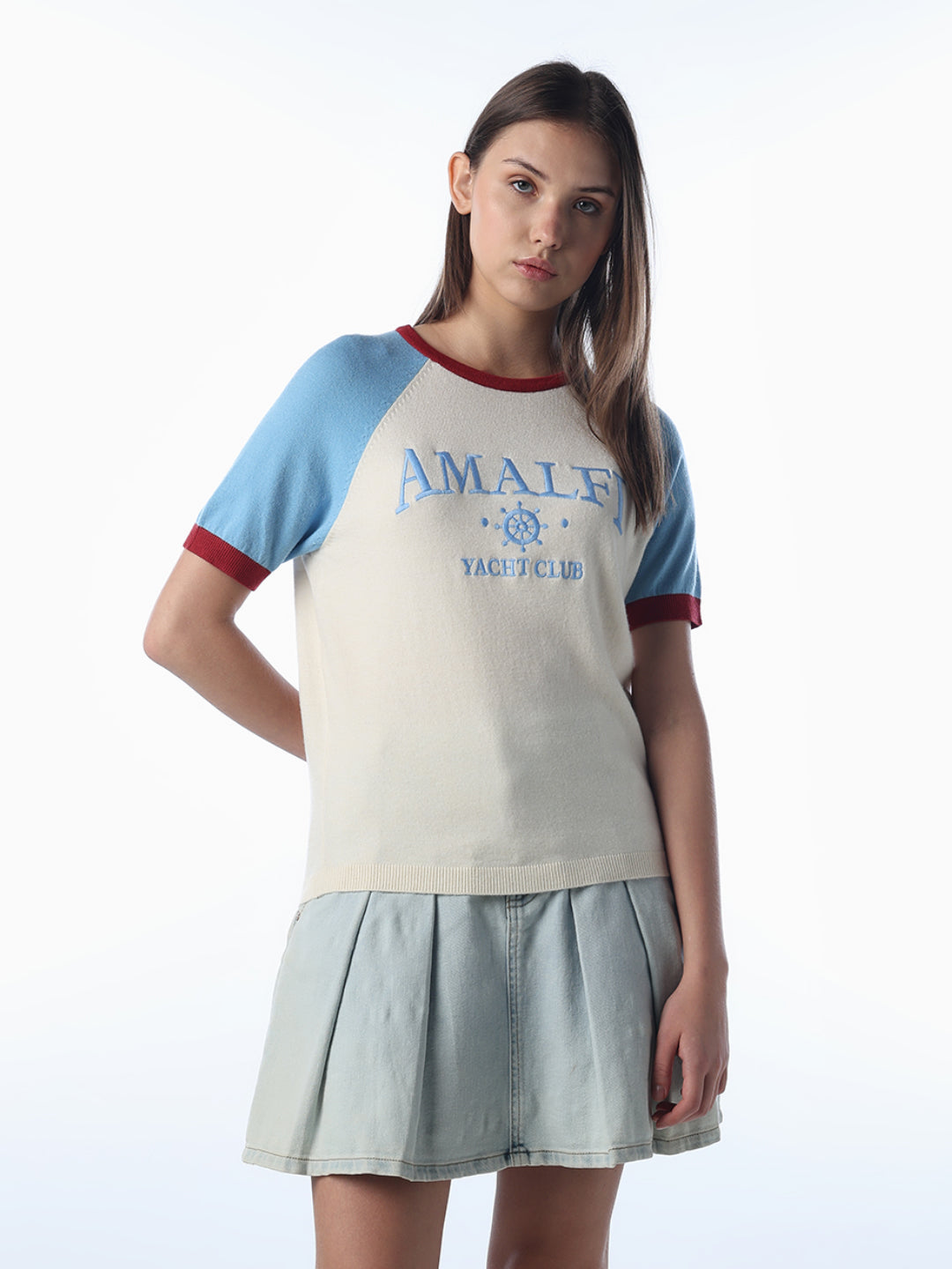 Textured Graphic Knit T-SHIRT