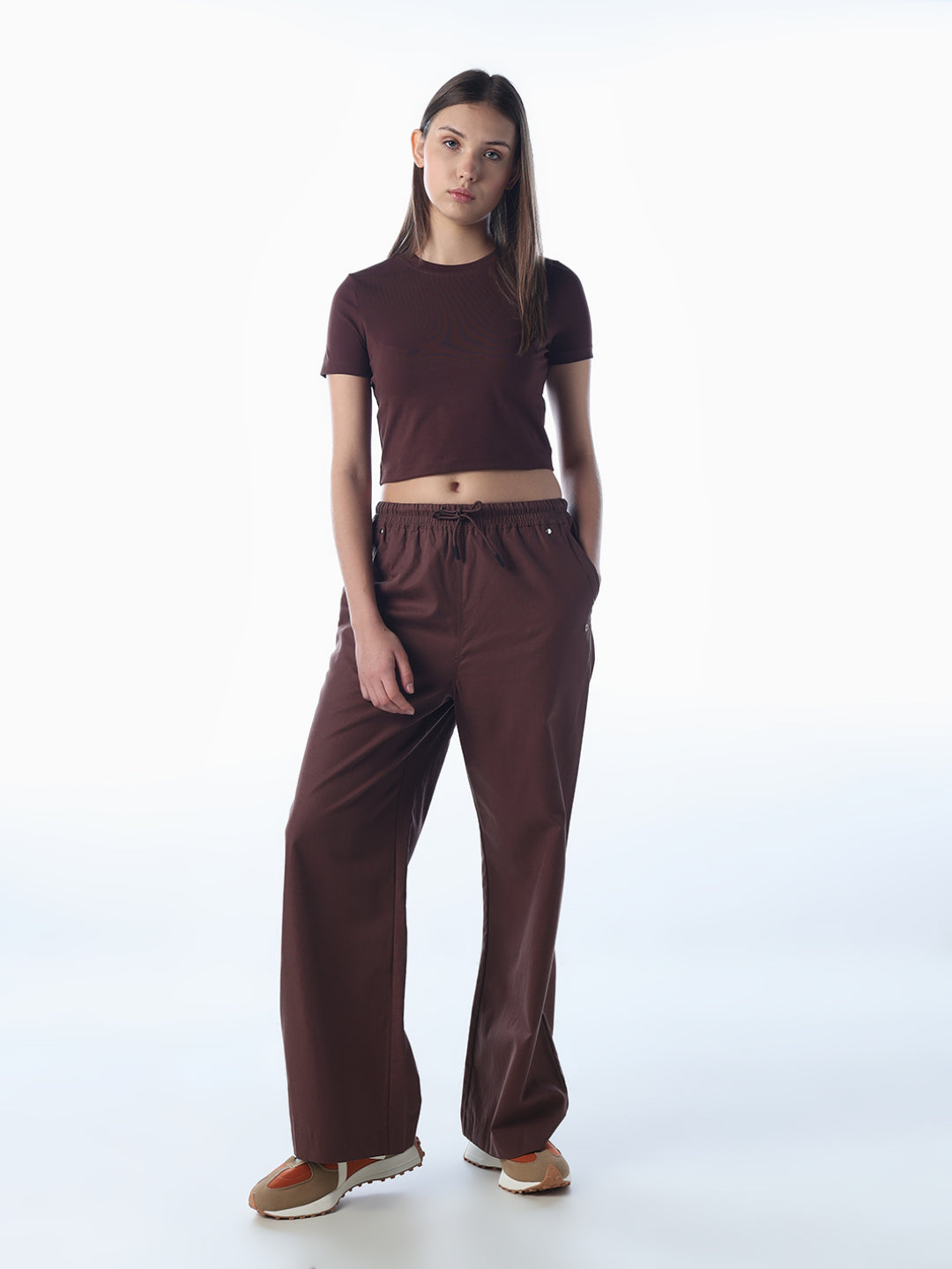 Basic Snug Cropped T-Shirt