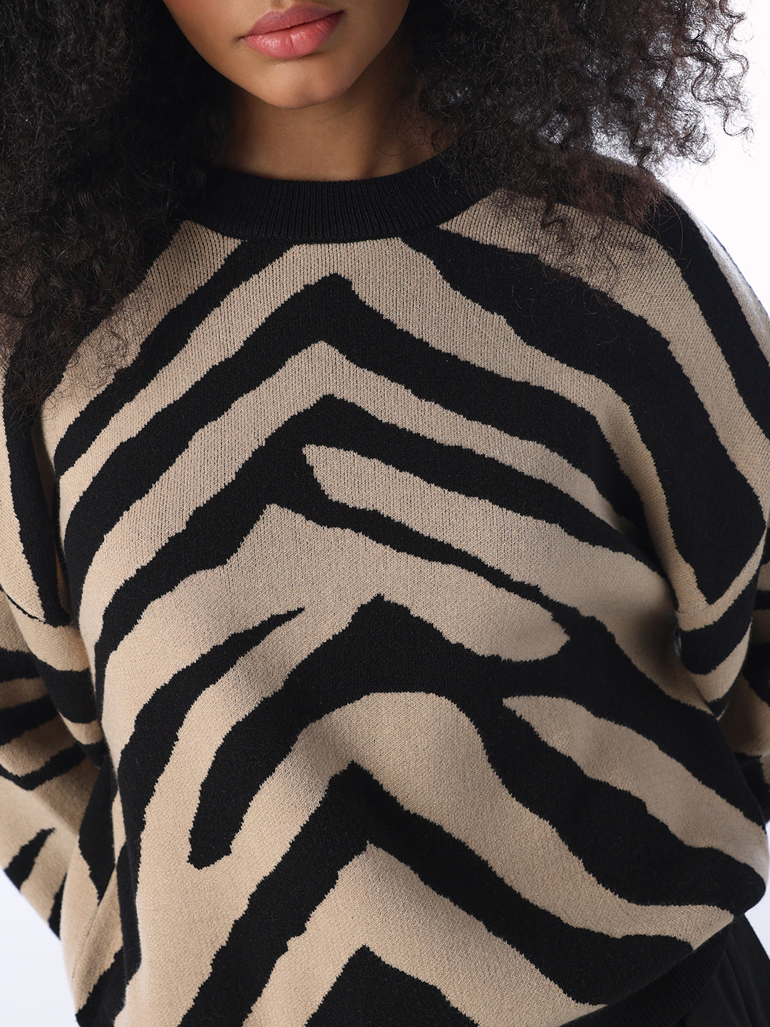 O-Neck Animal Print Oversized Pullover