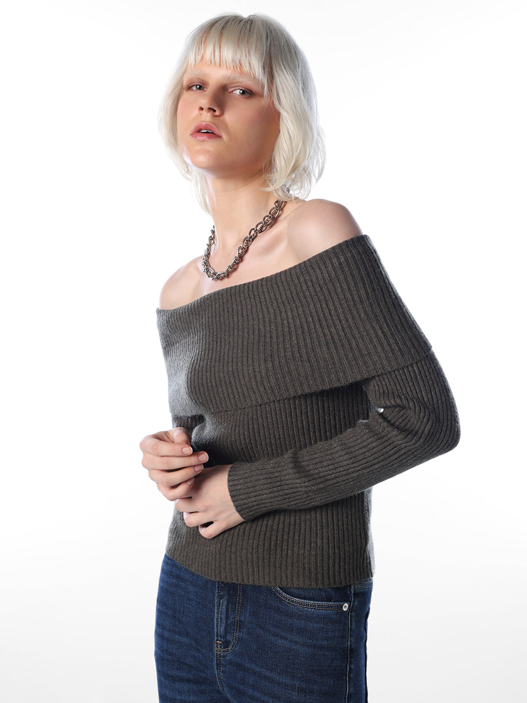 Off-Shoulder Ribbed Pullover