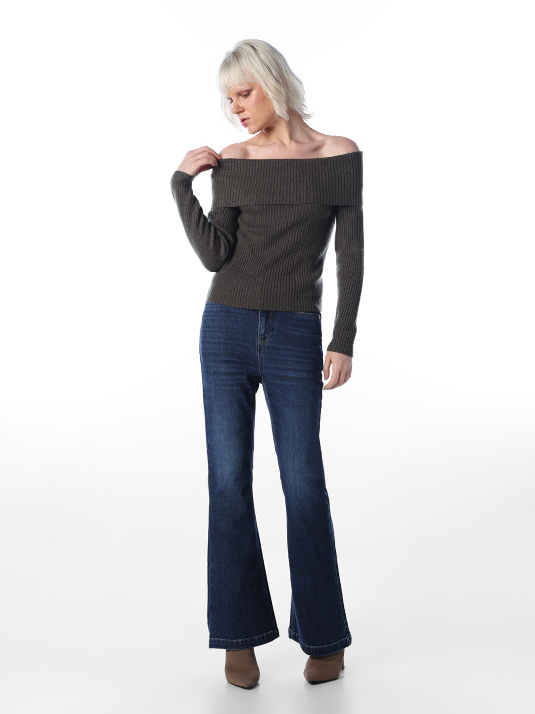 Off-Shoulder Ribbed Pullover