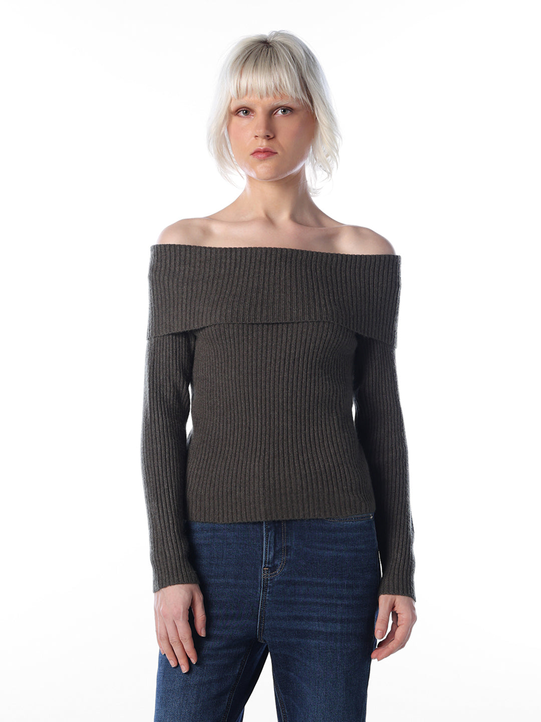 Off-Shoulder Ribbed Pullover
