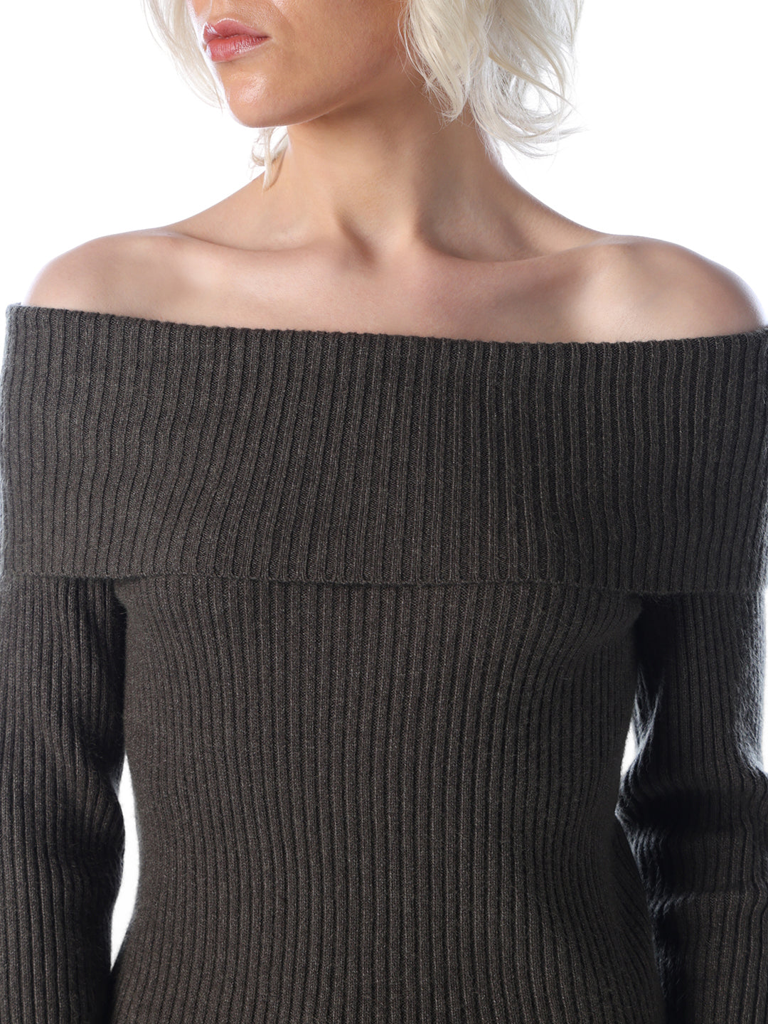 Off-Shoulder Ribbed Pullover