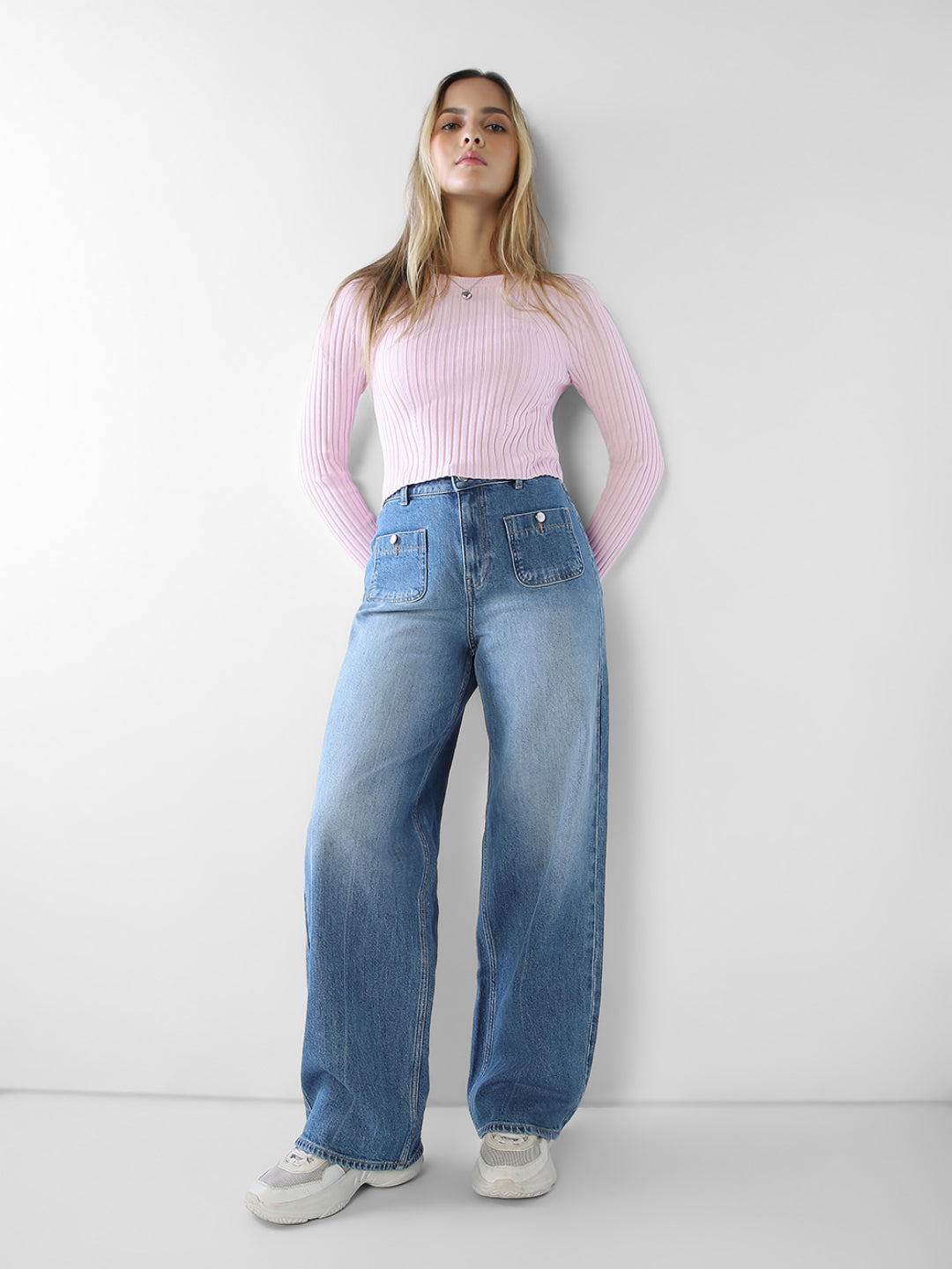 Light Pink Cropped O-Neck Pullover