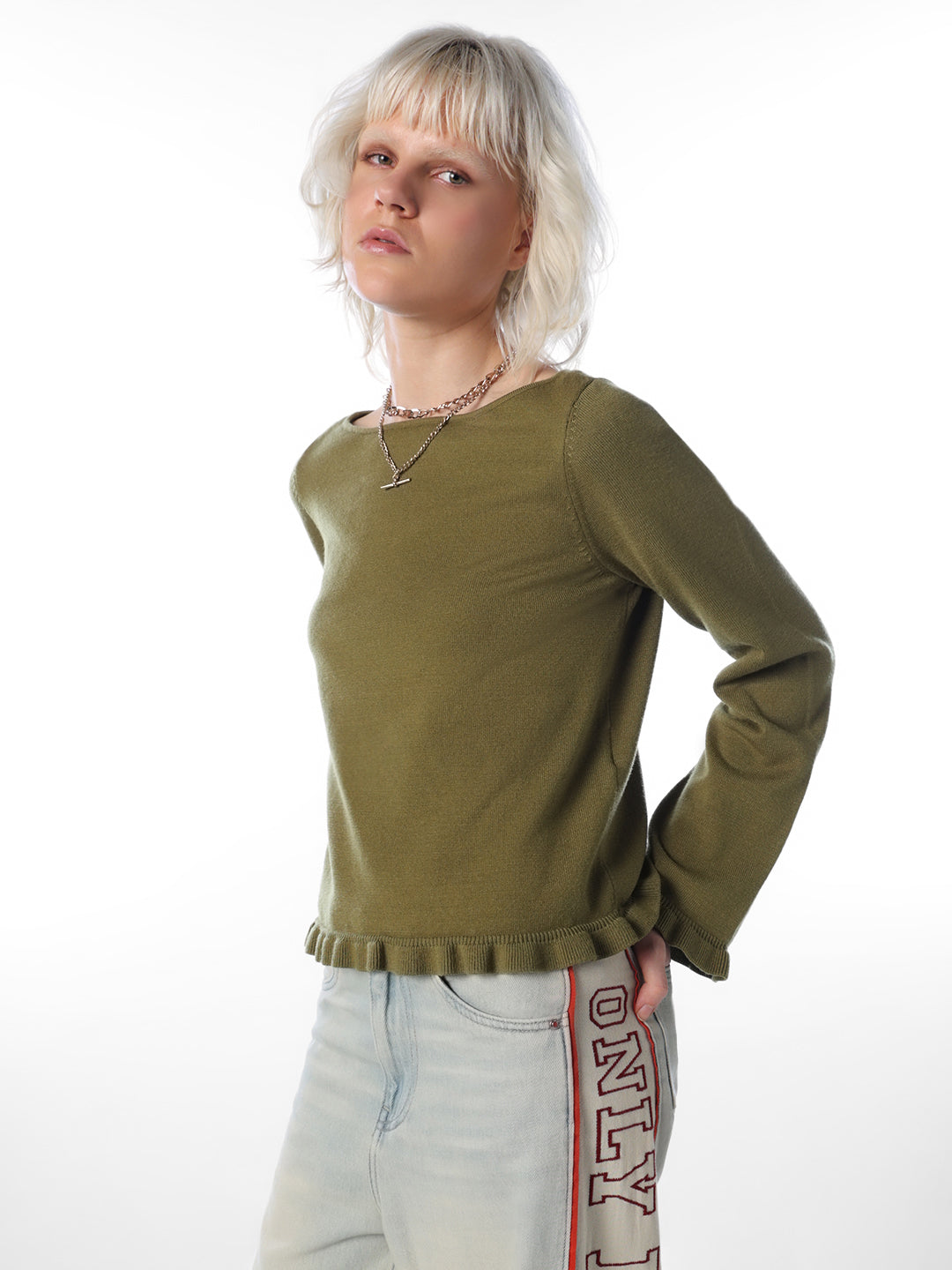 Green Ruffle Trim O-neck Pullover