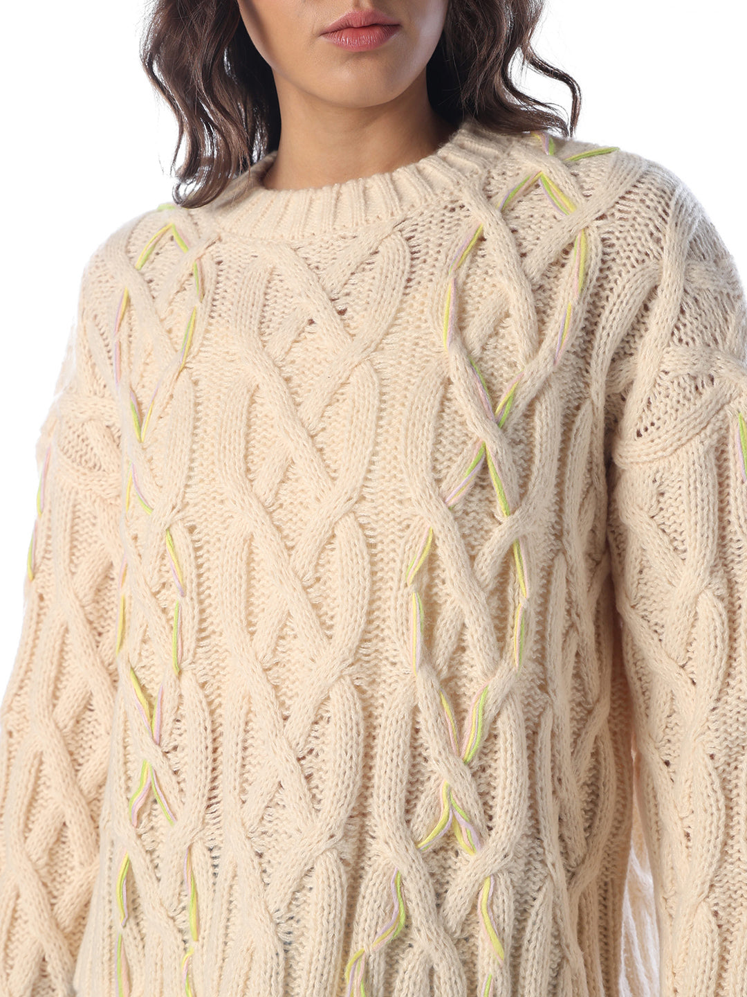 Beige O-Neck Cable Knit Pullover