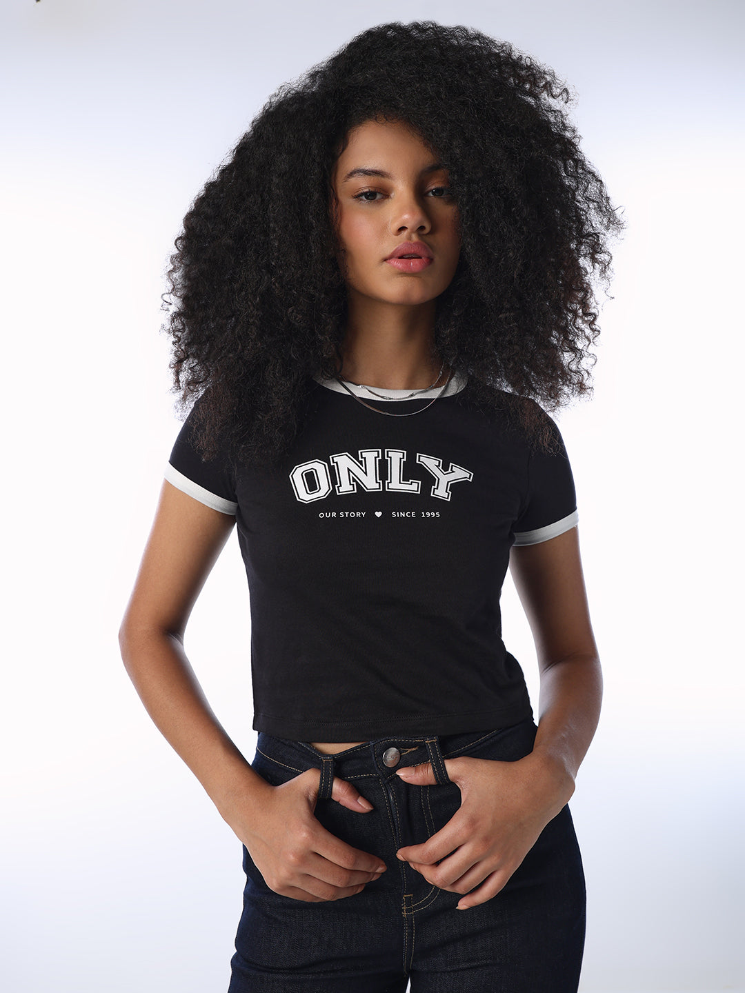 Logo Print Cropped T-shirt - Black