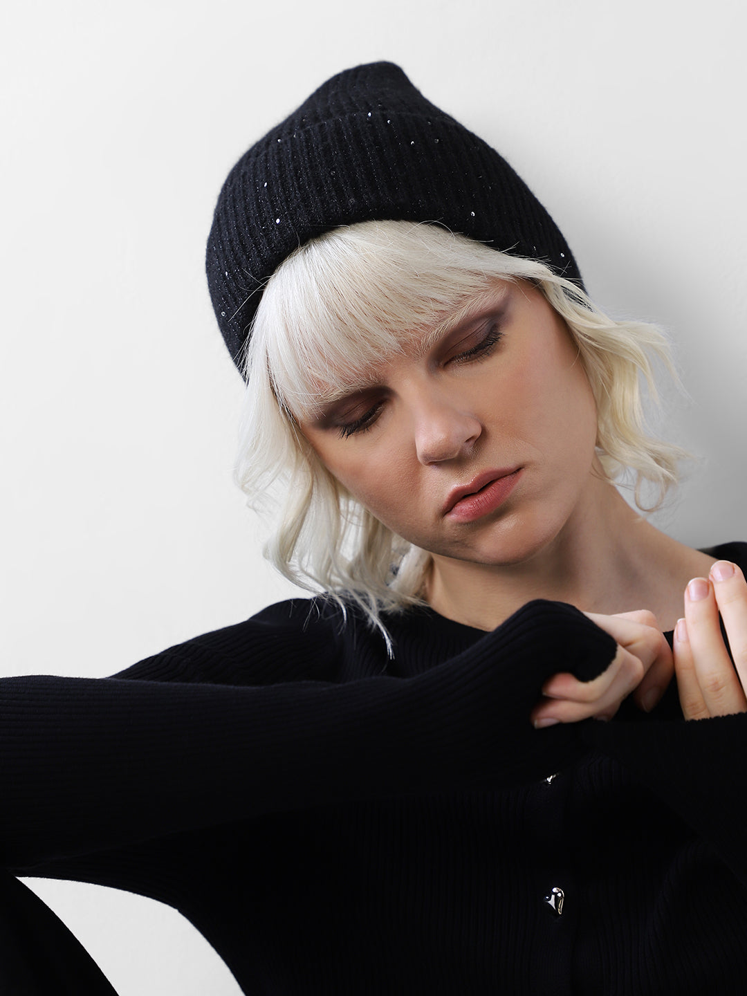 Black Ribbed Glitter Beanie