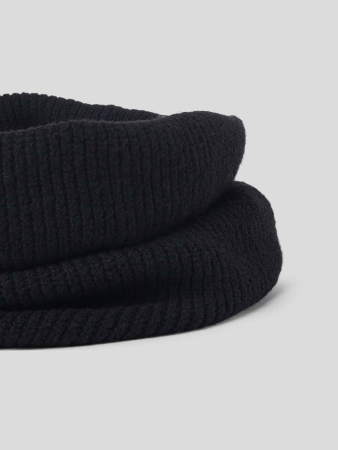 Black Ribbed Tube Scarf