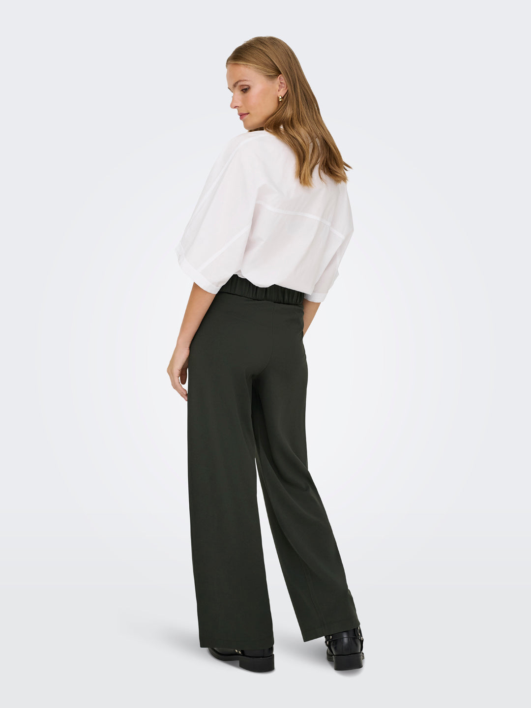 Olive High Rise Regular Fit Pants