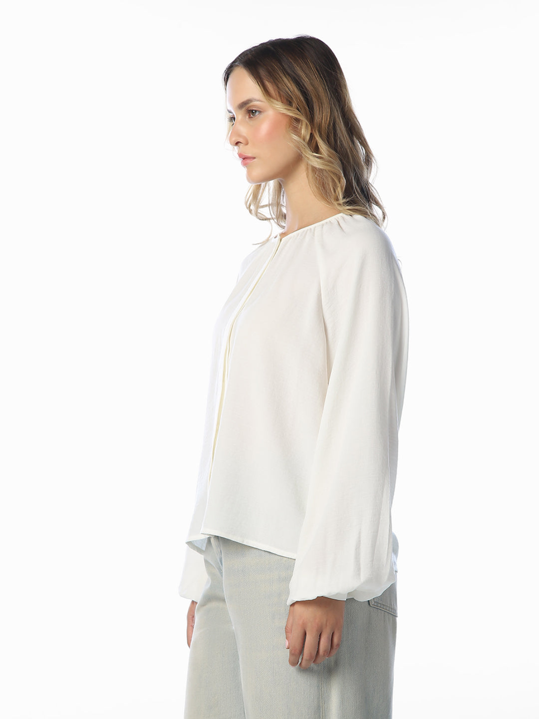 White O-Neck Shirt